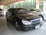 2001 BENZ S280 W220 ปี 01 แท้ จอ LED CD DVD MP3 หลังคาซันรูฟ เบาะหนังปรับไฟฟ้าหน้าเมมโมรี่ 3 จุด และหลัง แอร์แบ็ก 10 ใบ กล้องถอย ท่อคู่